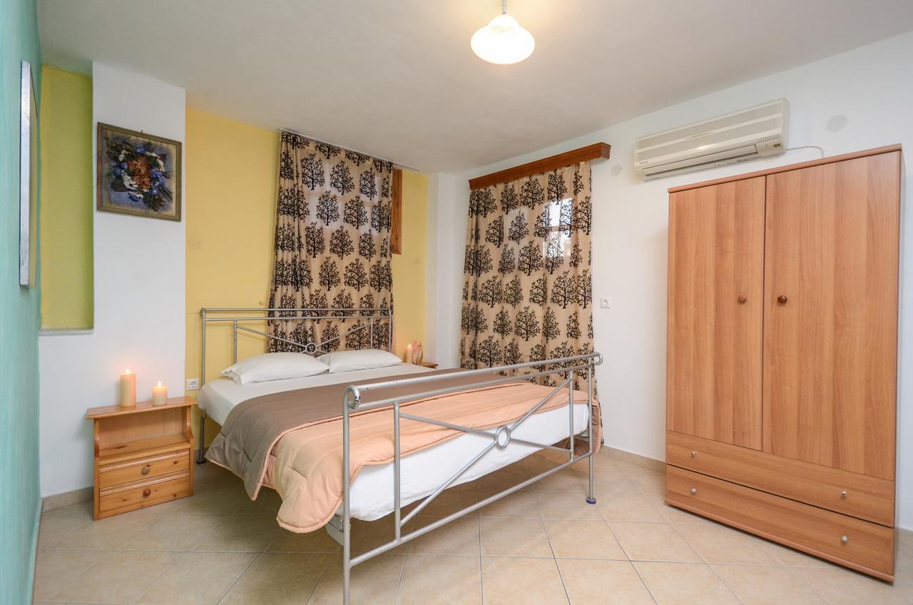 Studios Sofia Dream Agia Anna  外观 照片