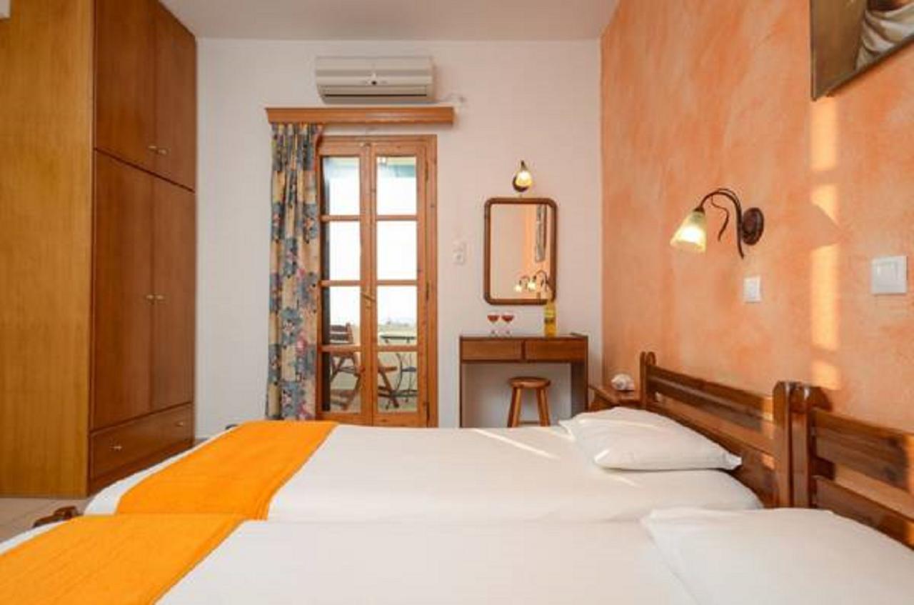 Studios Sofia Dream Agia Anna  外观 照片