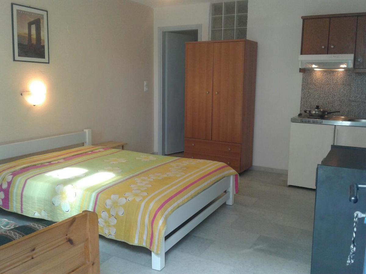 Studios Sofia Dream Agia Anna  外观 照片